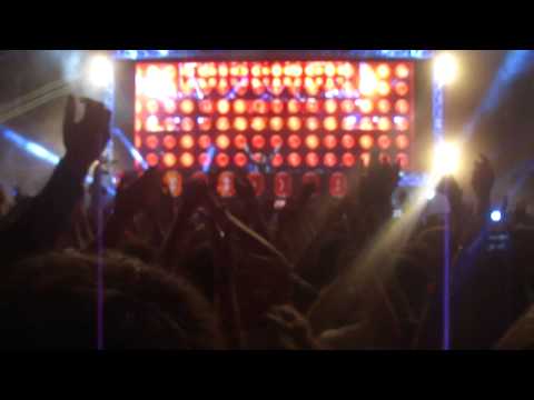 "Don't You Worry Child" Martin Solveig @ ULTRA CHILE 2013 Part.4 (720 HD)