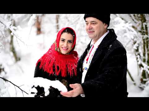 Diana si Dinu Tanasa - In sara Sfanta de Crăciun ( cover Năstăcuța Iuga și Vasile Coca)