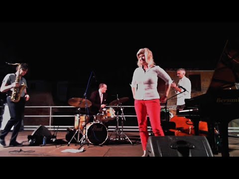 Dena DeRose quartet in concerto