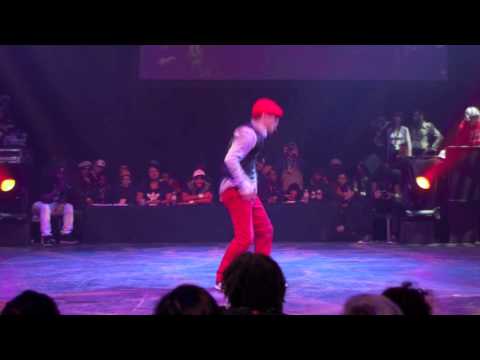 Locking Finals: Treklock vs Scramblelock at Bust A Move 2012