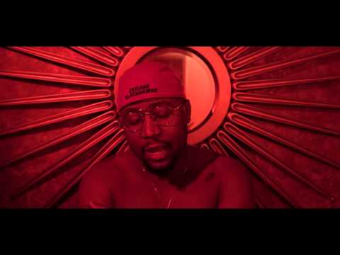 Cassper Nyovest feat. Mahotela Queens - Malome (Official Music Video)