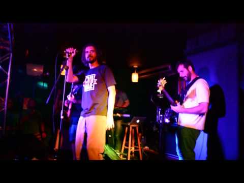 CANAMARÉ ao vivo no BateMacumba