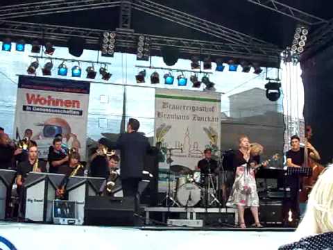 Big Band "Swing It" - "I've Got You Under My Skin"