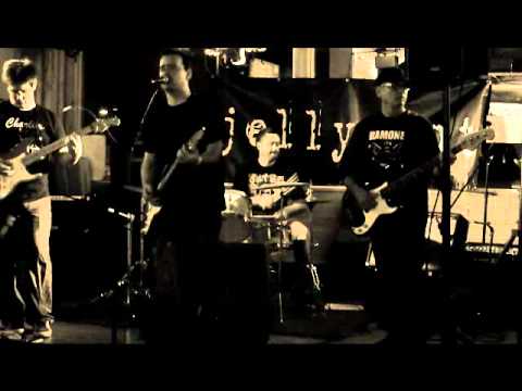 jellyroot - Lonely Like Me (live)