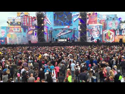 Miss Faction at Laundry Day 2015