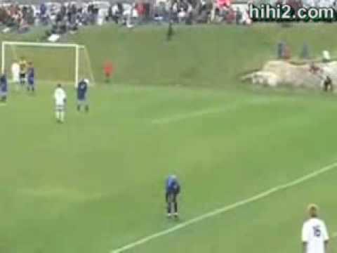 comedy voetbal. futbal , 2 golaiy.wmv