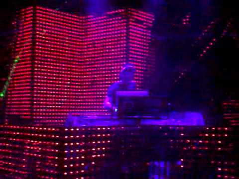 Cedric Gervais @ Suka Club (Monticello Grand Casino), Chile [20-11-09] PART1