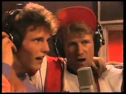 ROCAZINO - "En for alle, alle for en"│DEMARIO VIDEOS