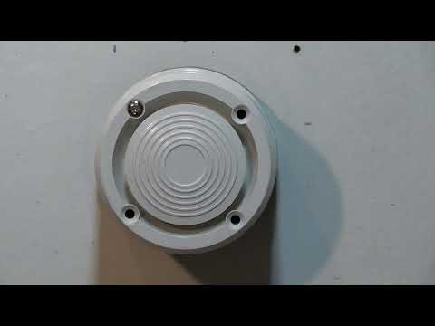 White fire alarm sounder (4)