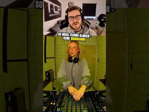 So muss TECHNO klingen! - @hoer.berlin :) #techno #technomusic #rave #djane #electronicmusic