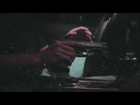 Una escuadra - (Valdez garza)