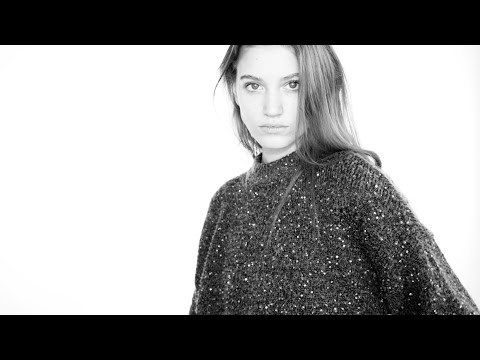 Model Moments: Altyn Simpson | FORD Models