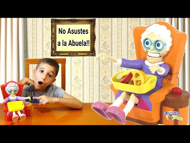 Vídeo relacionado con Bizak No Asustes a La Abuela, Multicolor, 26.7 x 26.7 x 11.5