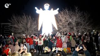 Три елхи и 8-метрова фигура на ангел осветиха Кърджали в навечерието на Коледа и Нова година