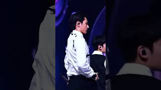 Download lagu Rock that body jay🥵 #jay #enhypen #engene #engeneedit #parkjay #parkjongseongjay #trendingshorts mp3