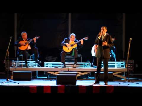 Luís Moreno, "Fado Cravo" - "A viela"