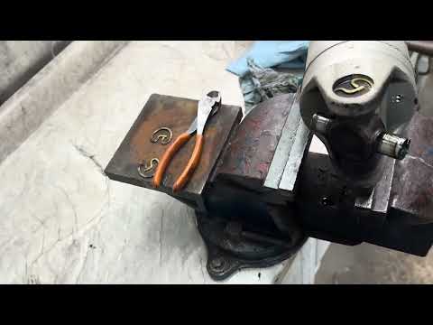 Transmission fluid leak out of the driveshaft slip yoke