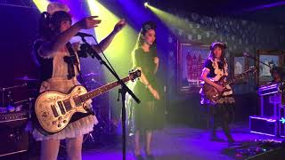 Band-Maid Live Dallas TX Kanami Saiki Hug + Daydreaming