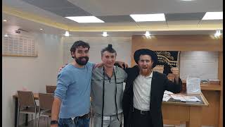 מאמר ד"ה באתי לגני תשכ"ד שיעור 5 עם הרב יחיאל גלוכובסקי (הרב יחיאל גלוכובסקי) - התמונה מוצגת ישירות מתוך אתר האינטרנט יוטיוב. זכויות היוצרים בתמונה שייכות ליוצרה. קישור קרדיט למקור התוכן נמצא בתוך דף הסרטון