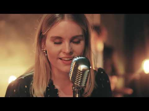 Exklusive Liveband für ihren Messestand. Die Grammophon Jazzband aus Hamburg.