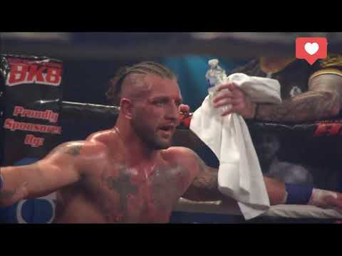 Anthony Holms VS Ryan Barrett