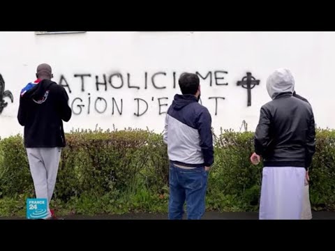 فرنسا عبارات مناهضة للإسلام على جدران مسجد بمدينة رين والنائب العام يفتح تحقيقا