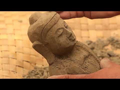 Watch A Sandstone Carving Come To Life!