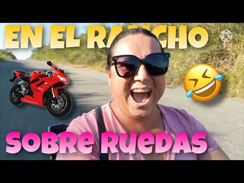 AVENTURA SOBRE RUEDAS 🛵😂😂 || La Lina García 💕