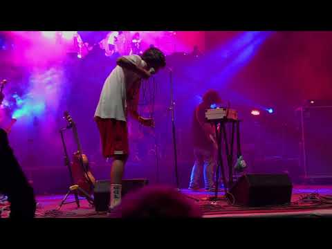 Perras On The Beach - Turco X (vivo en festival "Le Parc Indie" en Espacio Le Parc, Mendoza 25/2/18)