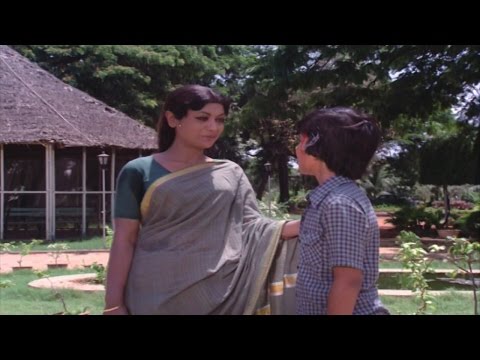 Prema Tarangalu Movie || Savitri Take Child with Her Sentiment Scene || Krishnam Raju, Chiranjeevi