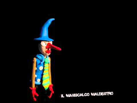 Il maniscalco maldestro - Piede scalzo