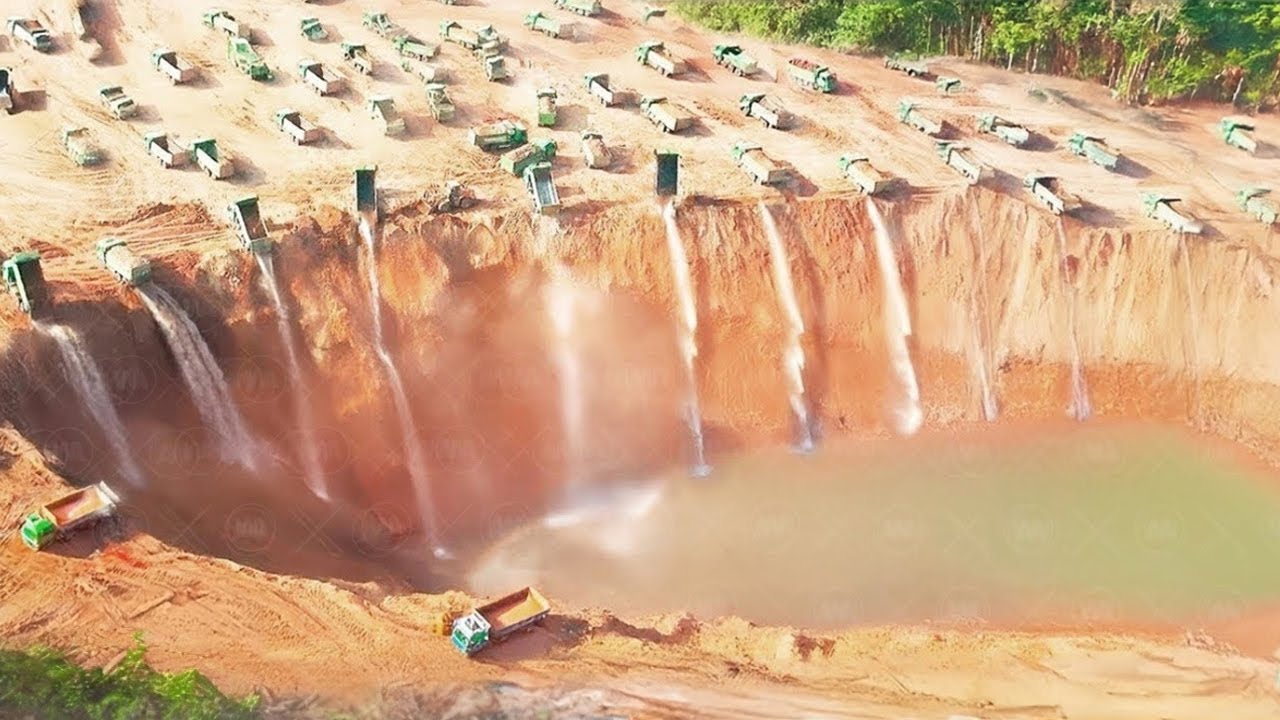 China Is Digging a 125-mile Trench in the Jungle Near the Panama Canal to Connect a Lake to an Ocean