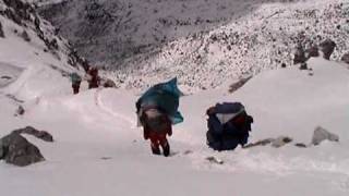 preview picture of video 'Himalayan Trek Ch (9): Chola La High Pass to Thangna'