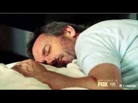 HUGH LAURIE - HOUSE MD / Musique : REVE ORANGE  par Liane Foly (1990)