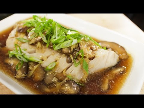 Steamed Fish w/ Ginger Soy Sauce ปลานึ่งซีอิ้ว - Hot Thai Kitchen
