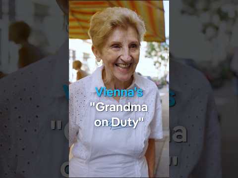 How a Vienna cafe is putting retirees back to work | DW News
