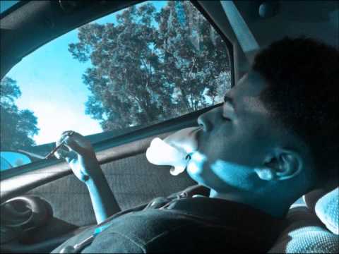 Tayy Smilez - "I Aint Trippin Thug"