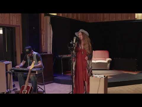 'Stand By Your Man' cover by Alexandra Staseson, Live at Hipposonic Studios, Vancouver.