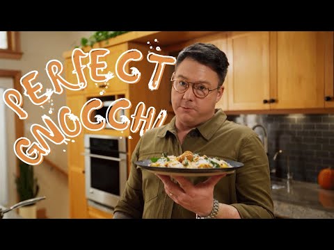 Seasonal Recipes Made Easy with Chef Spencer Watt | Comfort Food | Season 2 Episode 1 | Flambe!