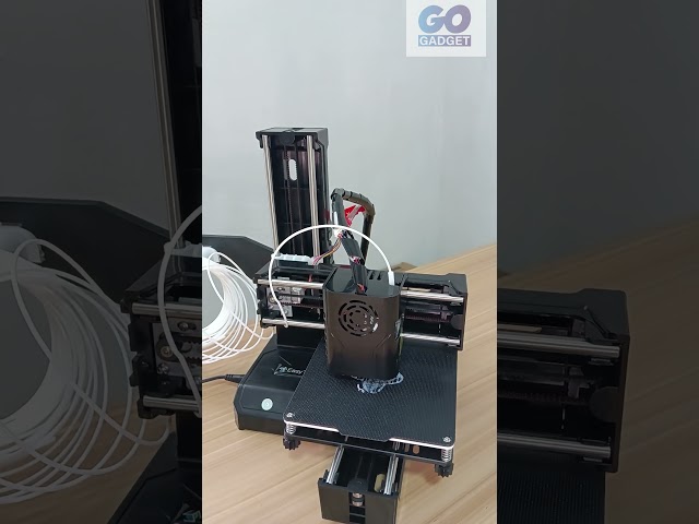 Vídeo relacionado con ciciglow Impresora 3D FDM Mini, Máquina de Impresión 3D de 40 Mm/s para Niños y Principiantes, Admite 1,75 Mm de Filamento TPU de PLA, Tamaño de Impresión de (Enchufe de la UE)