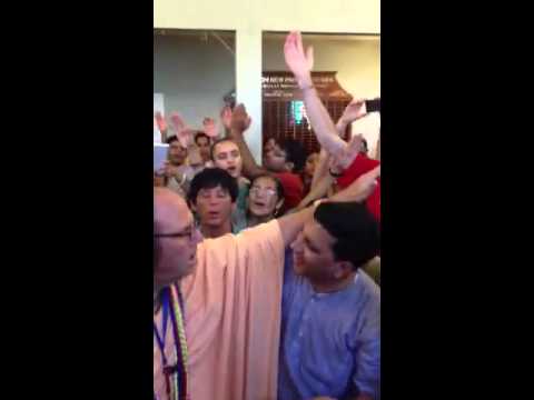 Jayapataka Swami dancing at 2013 Panihati festival