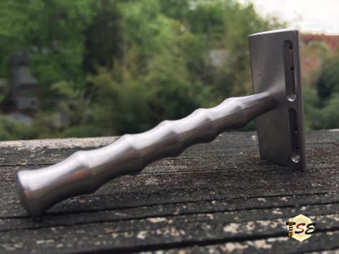 Soap & Razor Spotlight Above The Tie Bamboo SE1 & RazoRock Zi Peppino