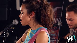 Megan Nicole ‘Escape’ LIVE Acoustic | Hollywire Sessions | Hollywire