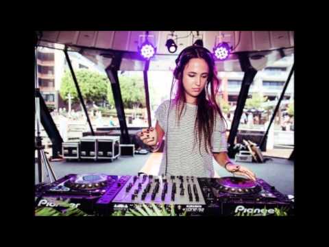 Bella Sarris Live set BPM Festival 2014 (Playa Del Carmen) 05 01 2014