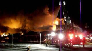preview picture of video 'Crafter's Village Fire in Peru, Illinois'