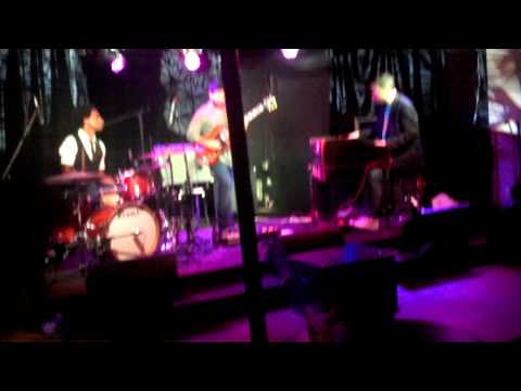 Alan Evans Trio--"Whistlin' Willie"