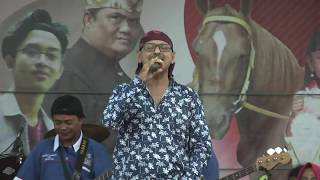 Download lagu sapu tangan merah vocal yus yunus [official musik video] mp3