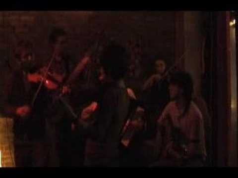 makedonsko oro / carolina