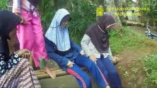 preview picture of video 'Pengin Sekolah - Official Trailer 2 (SMP Muhammadiyah 6 Kaligondang Ad.)'