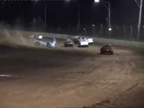 V/8 SUPER SEDAN HIGHLIGHTS & CRASH'S MARYBOROUGH 5th-6th OCT 2013